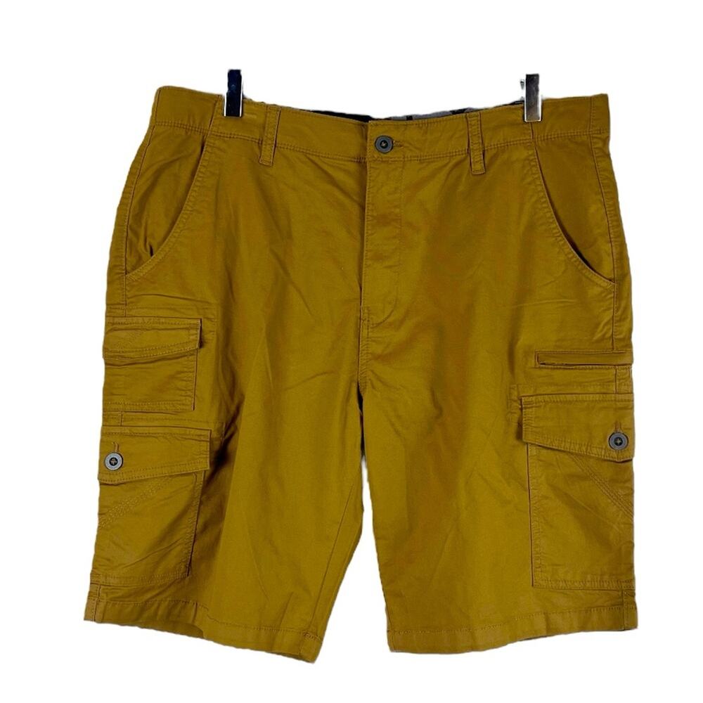 Iron Co Men’s Twill Cargo Shorts Desert Camel Pockets Stretch Comfort Size 36